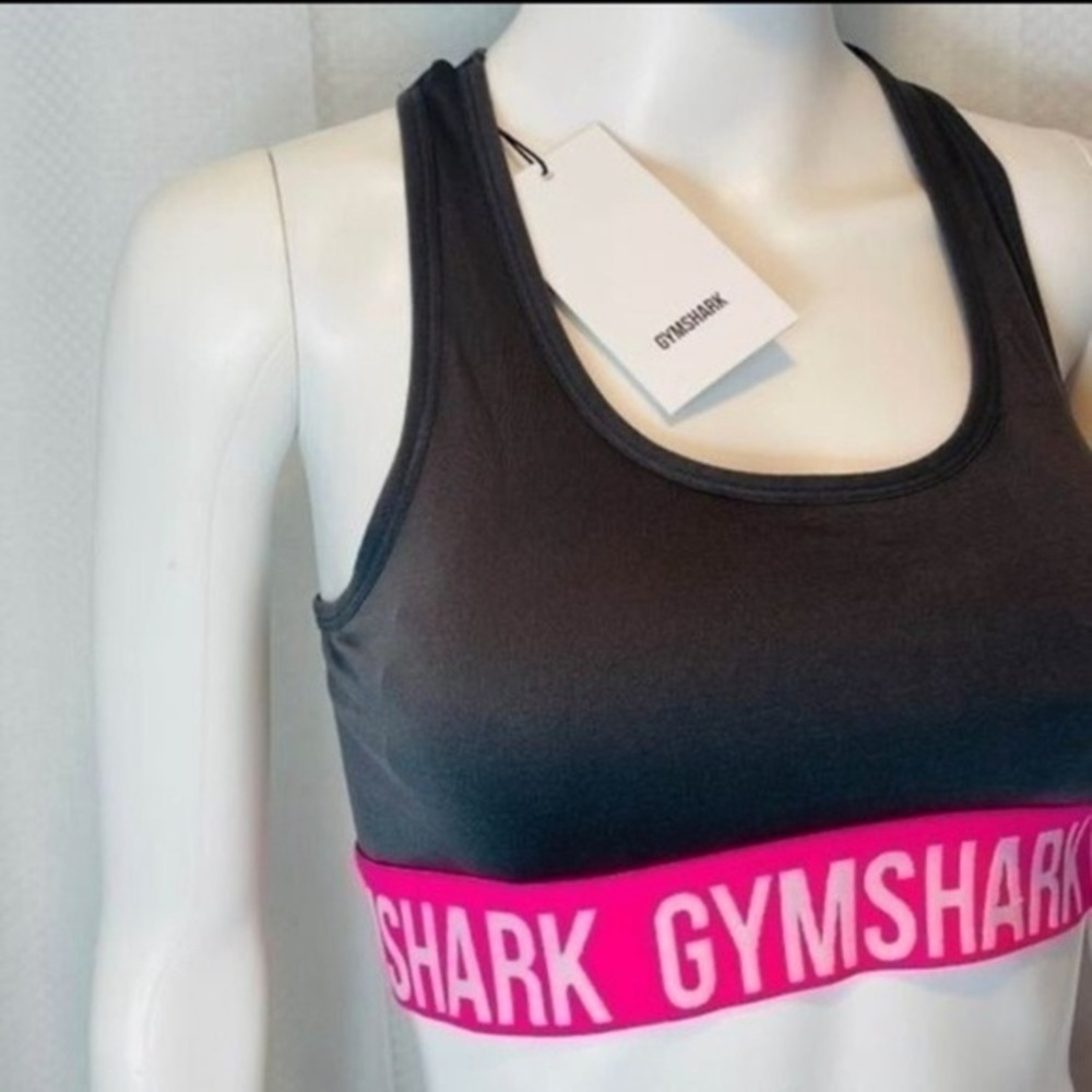Gymshark Racer Back Sports Seamless Charcoal Pink Sport Bra Size M